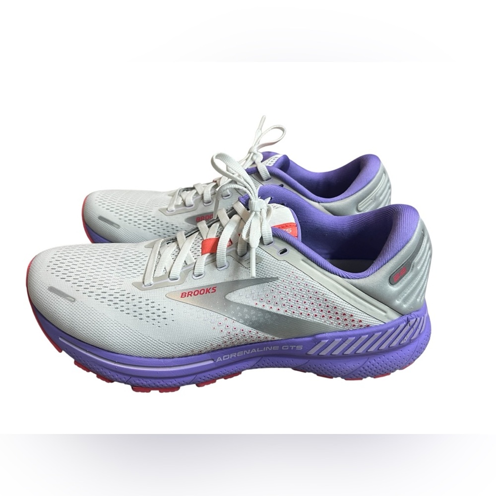 Brooks Adrenaline GTS 22 Women’s Size 12 Running Shoes White Purple Pink